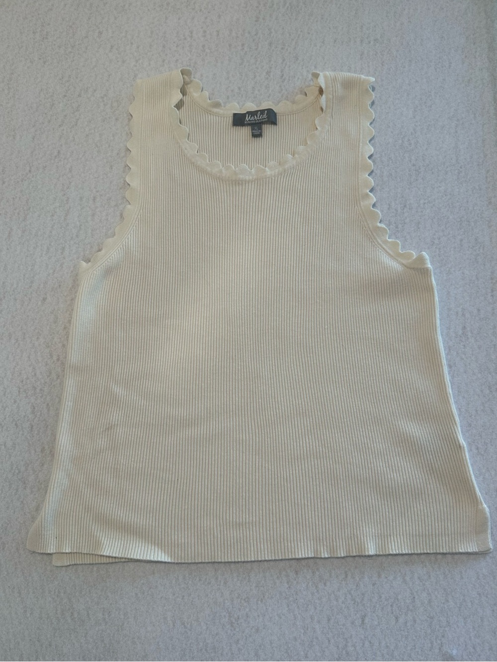 Marled Cream Ribbed Scallop-Edge Tank Top